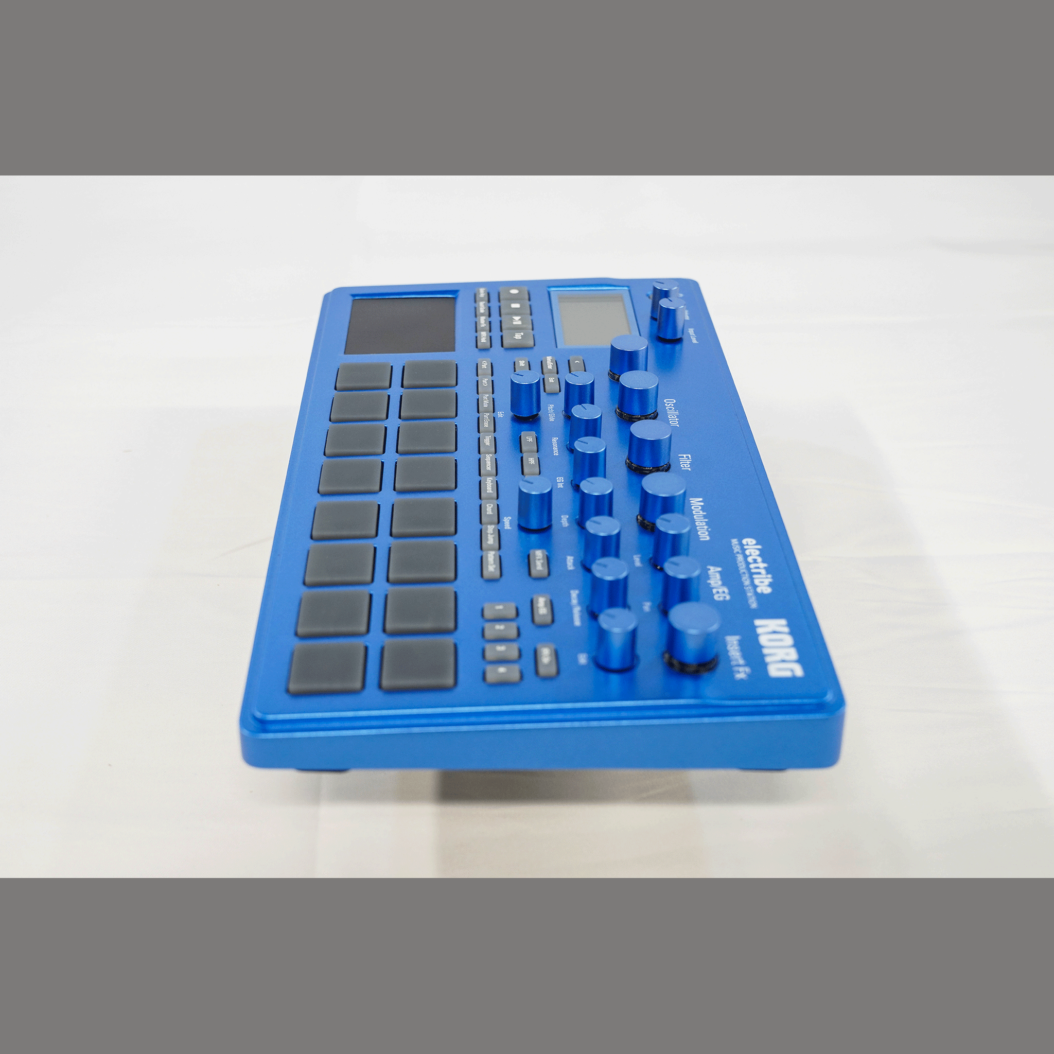 KORG 全てのノブが同色のショップオリジナル【electribe】