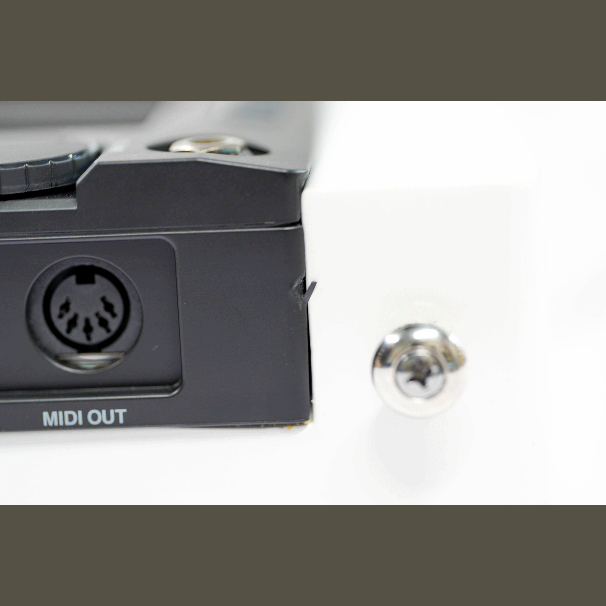 KORG 塗装欠けのため特価！スタイリッシュなキーター【RK-100S 2WH】