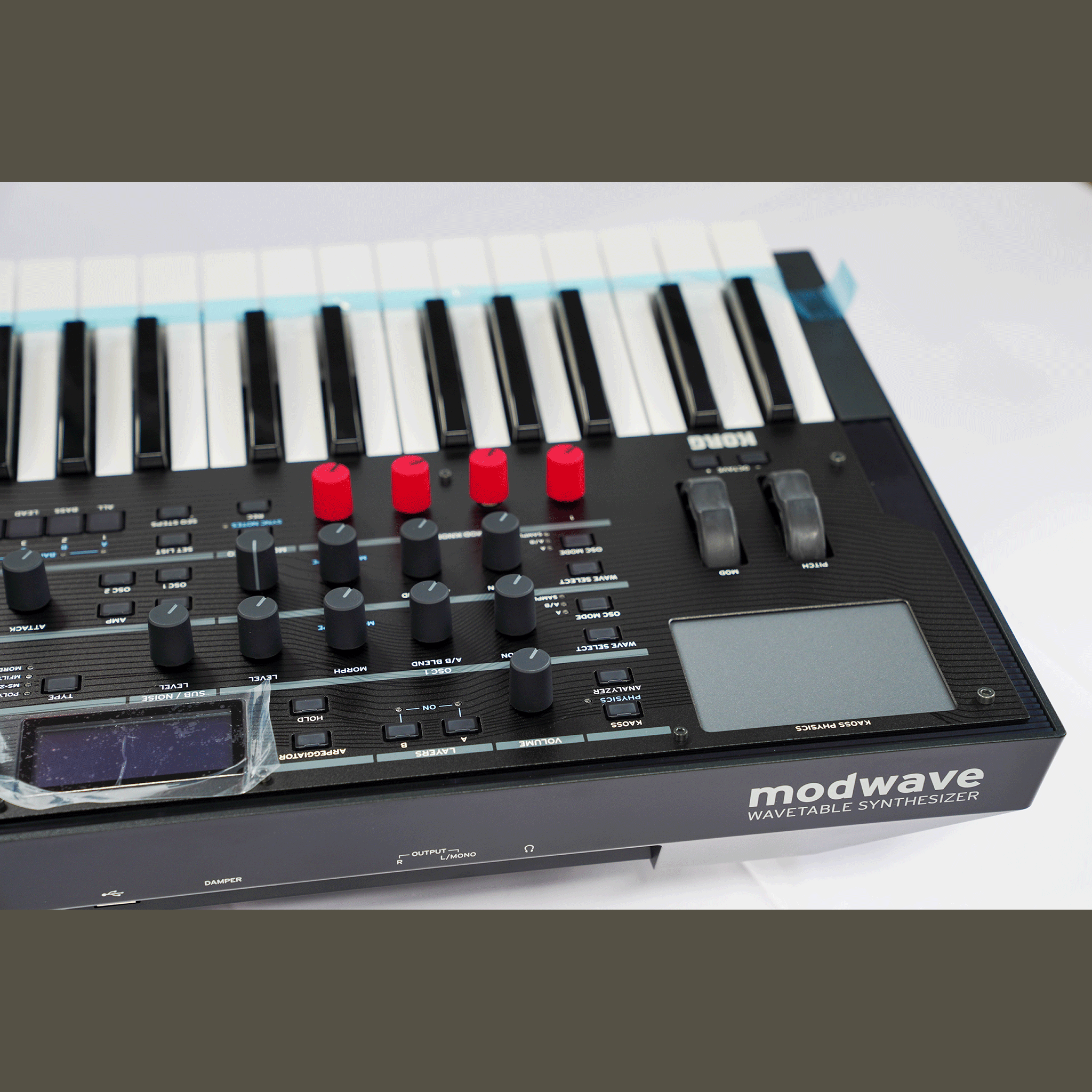 KORG 様々な特徴を持つモンスターシンセ！【MODWAVE】