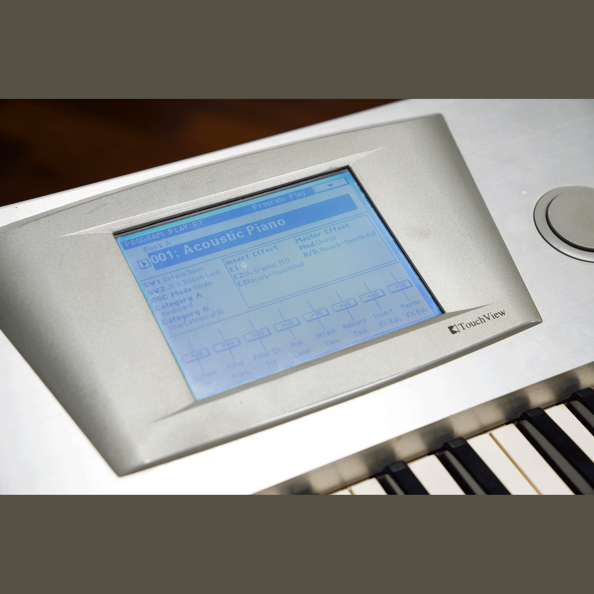 KORG 希少機種のジャンク品！【TRINITY V3 PRO】