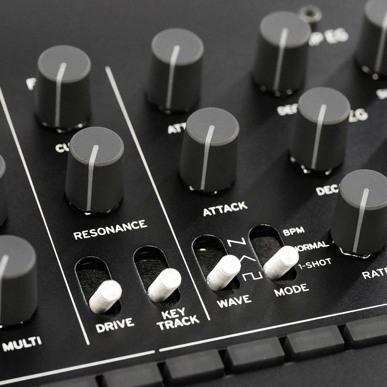 KORG アナログとデジタルを融合した大人気シンセサイザー【minilogue xd】