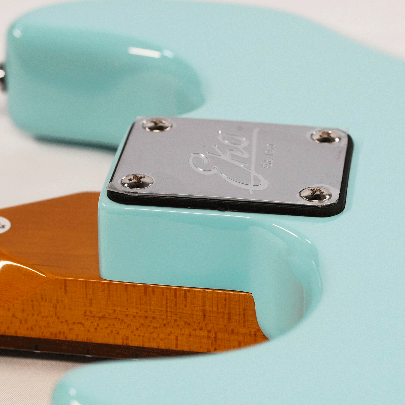 EKO キズありスペシャルプライス！シンプル＆風格漂う・スリーシングルP.U【EKO ST 300 Daphne Blue】