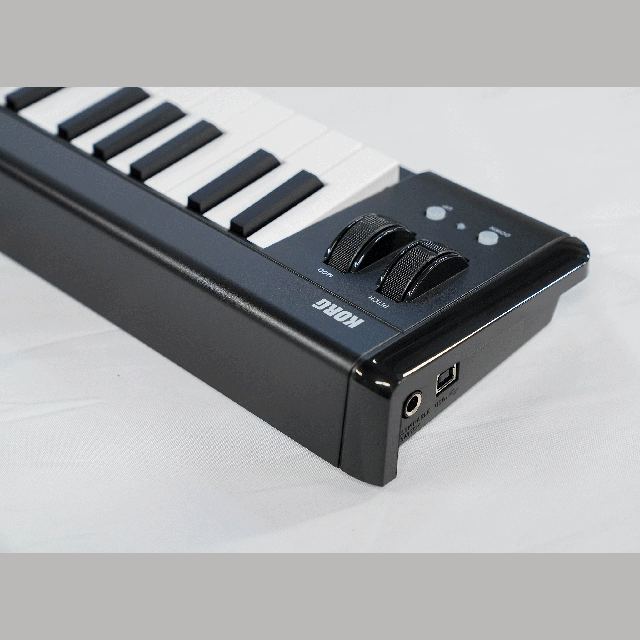 KORG  DTMに最適なMIDIキーボード【microKEY2 61】
