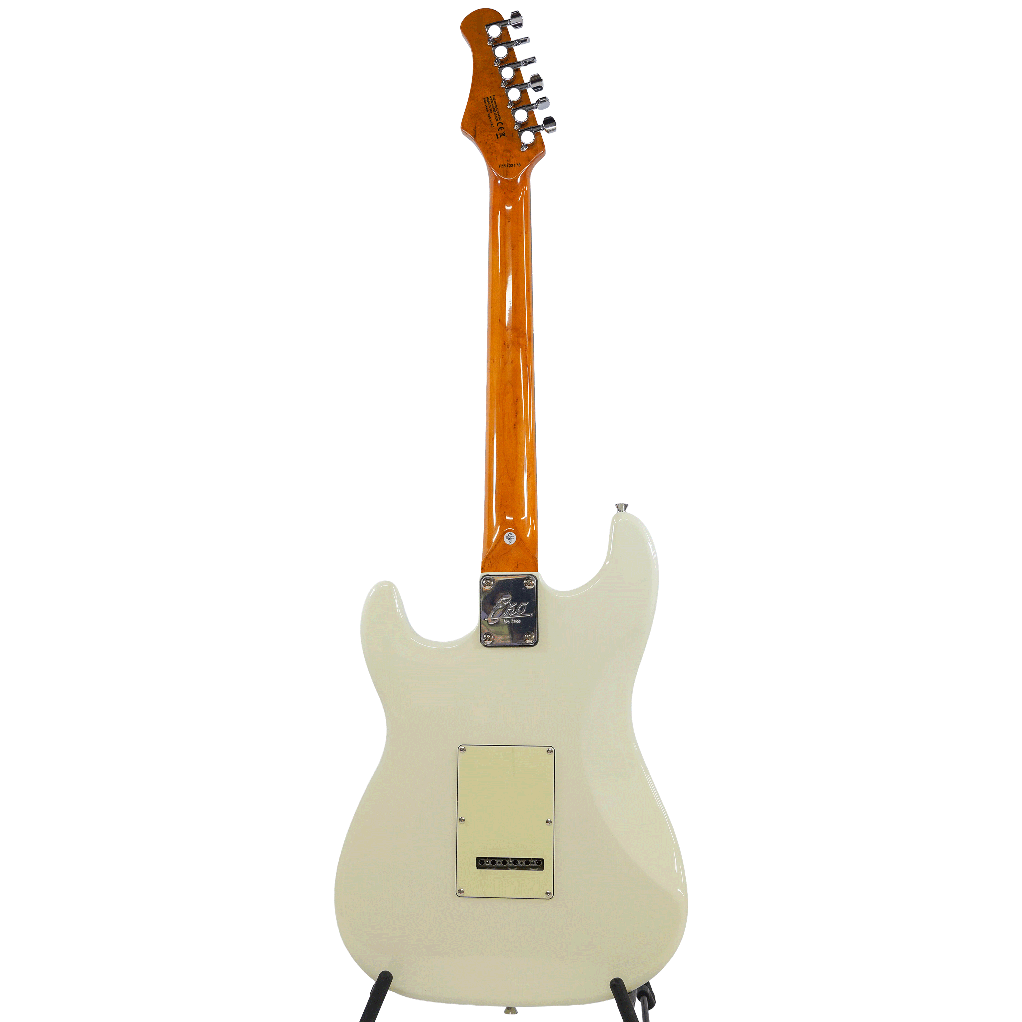 EKO アーティストが試奏したシンプル＆風格漂う・スリーシングルP.U【EKO ST 300 Olympic White】