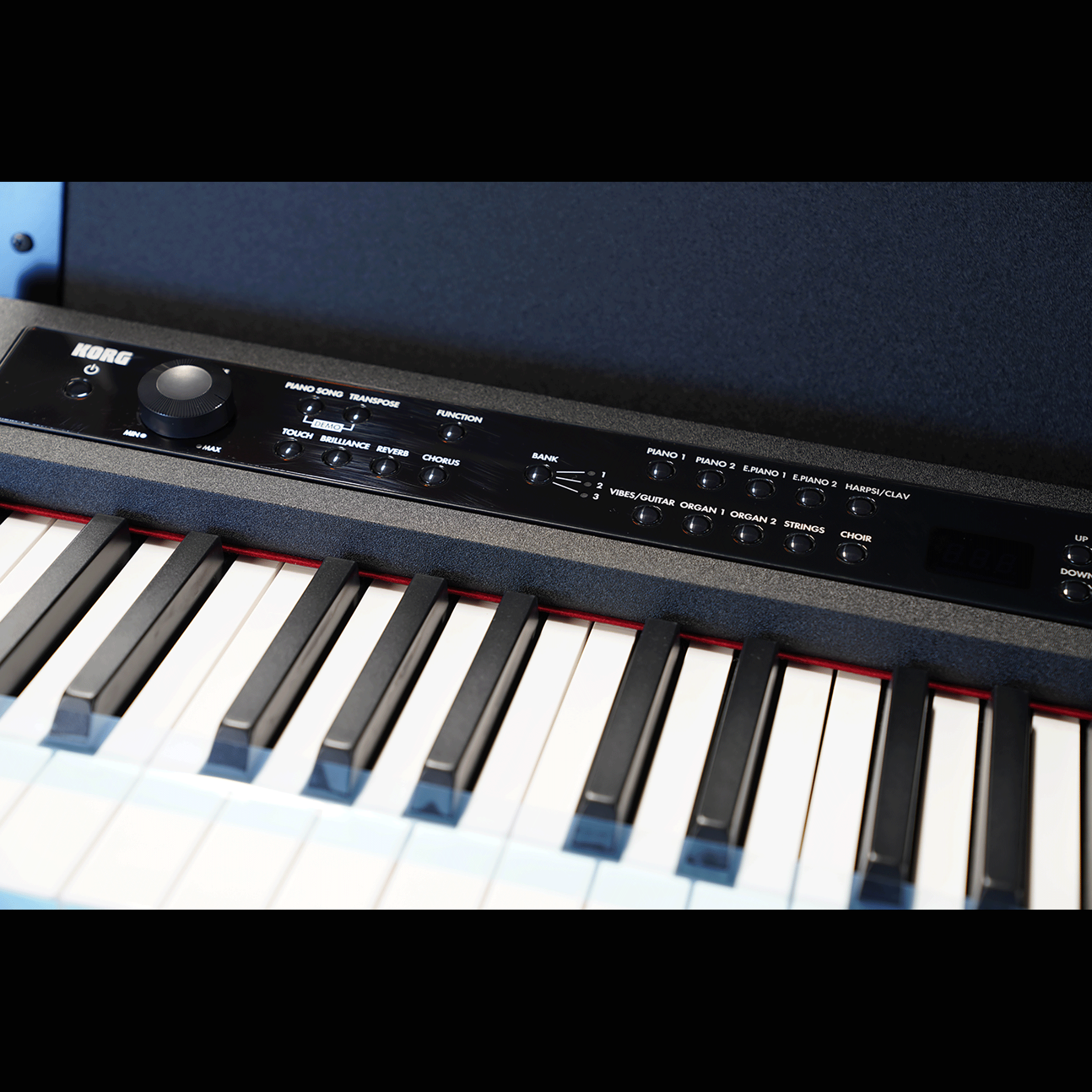 KORG 日本製デジタル・ピアノ【LP-380-BK U】