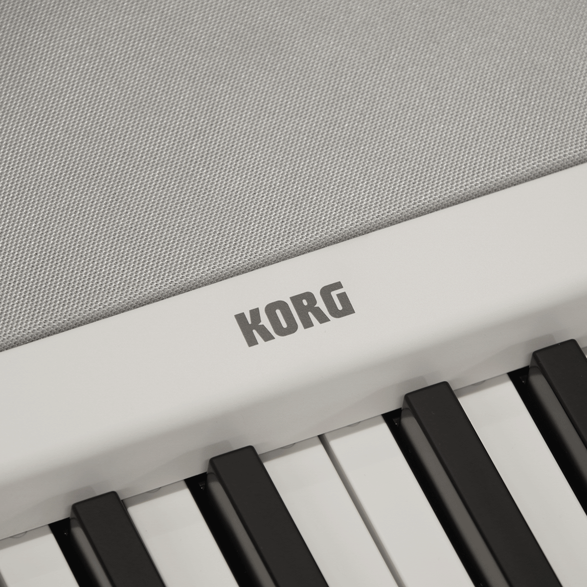 KORG お手軽なのに本格派！コルグ・デジタル・ピアノ【B2+ WH】