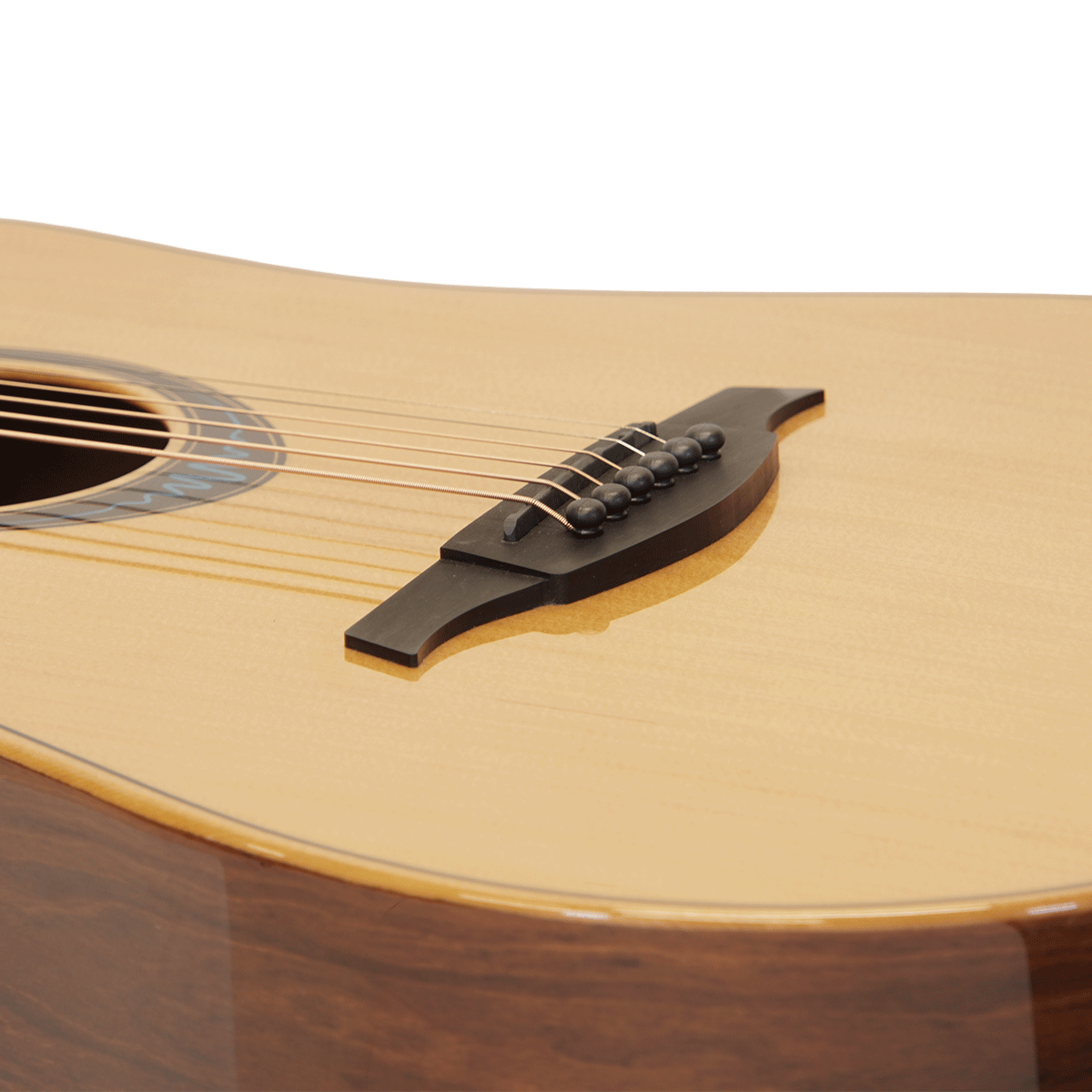 LAG Guitars ケーブル不要でリバーブが響く！次世代スマートギター「BlueWave 2」が限定特価！【TBW2DCE】