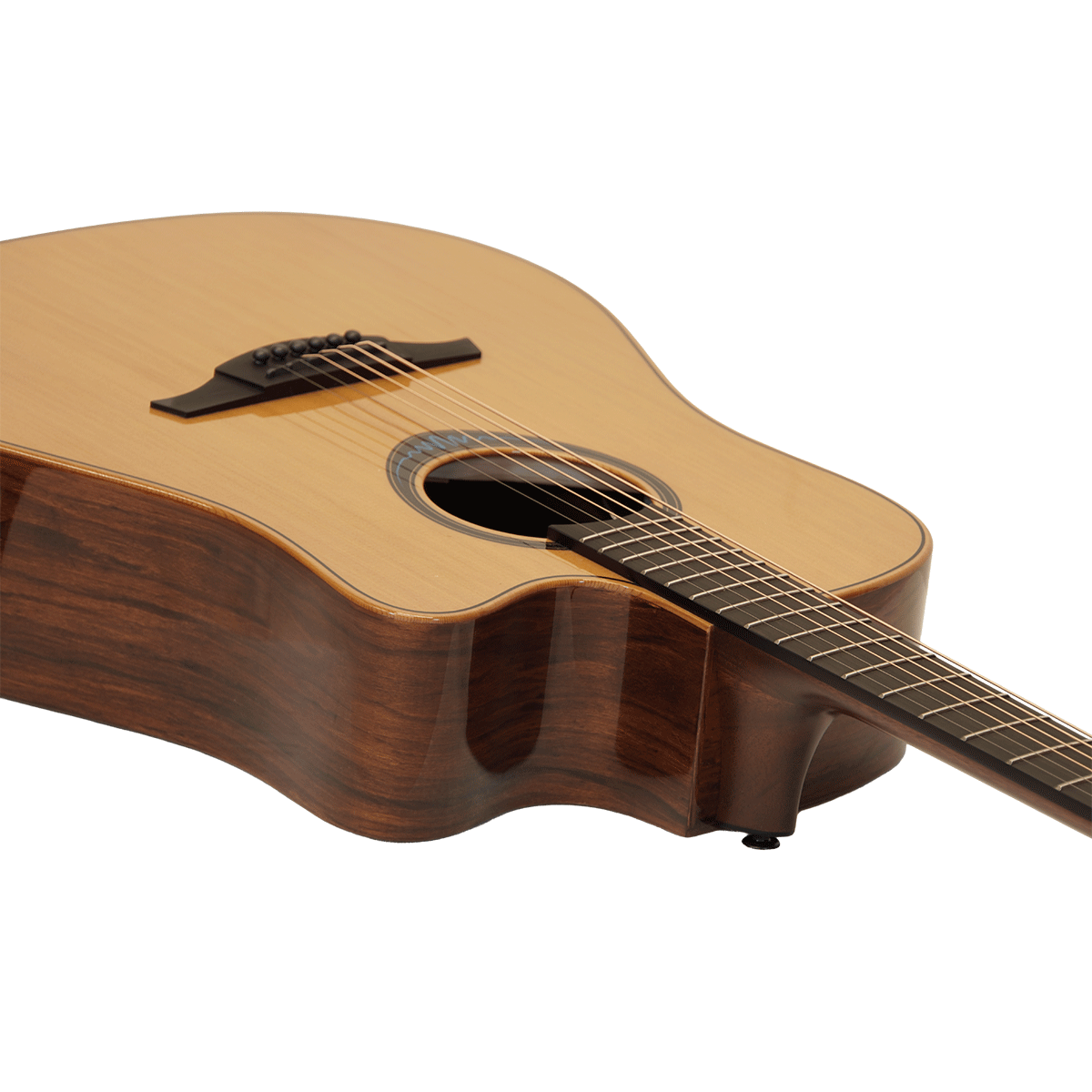 LAG Guitars ケーブル不要でリバーブが響く！次世代スマートギター「BlueWave 2」が限定特価！【TBW2DCE】