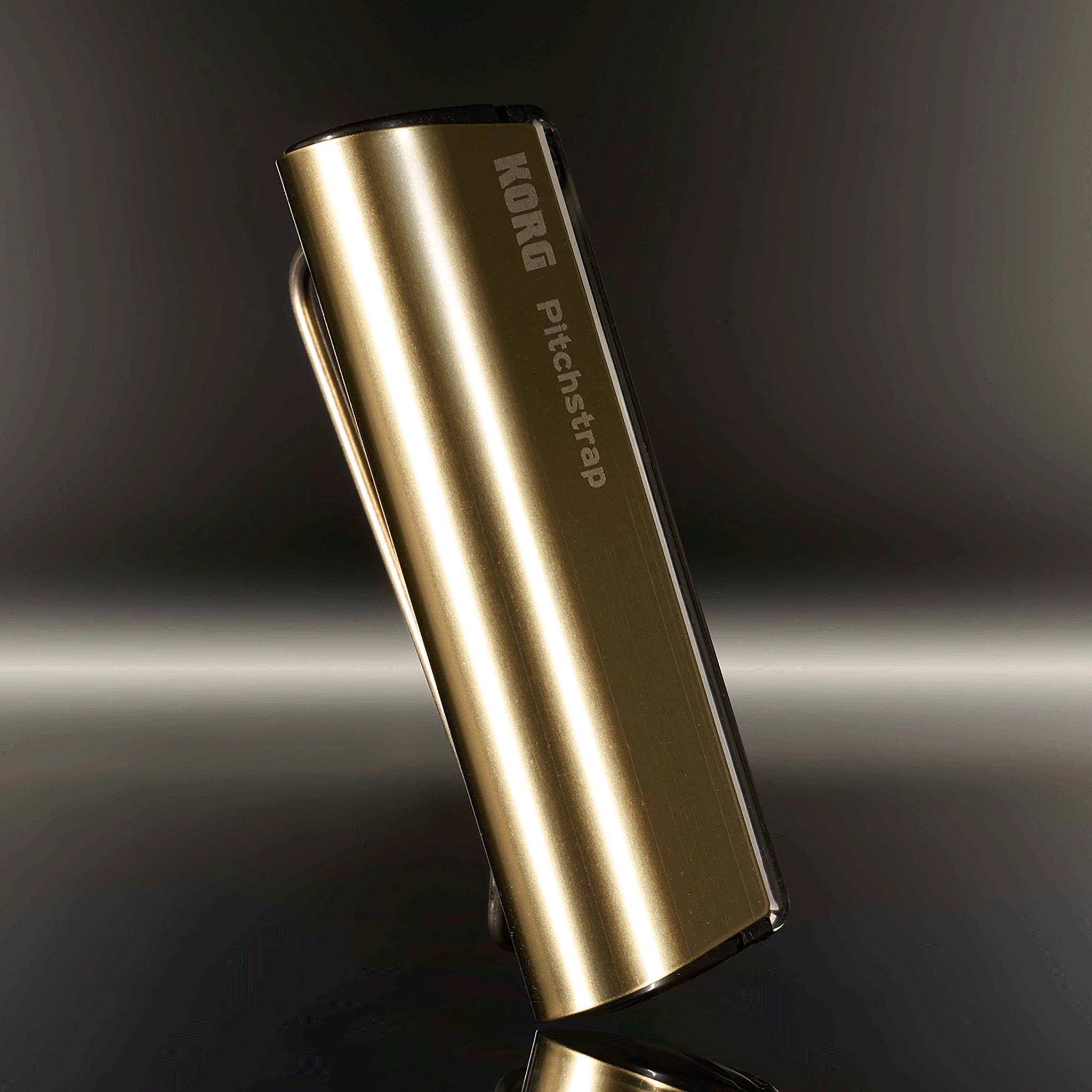 ＃押し弾き　タイアップ製品 ギター・ベース用チューナー＊KORG Pitchstrap 【PST-1 GD】